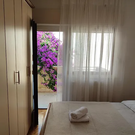 Relax Daire Podstrana